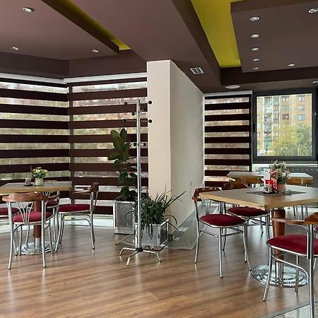 Hotel Brkic Sarajevo Airport - Free Parking ภายนอก รูปภาพ