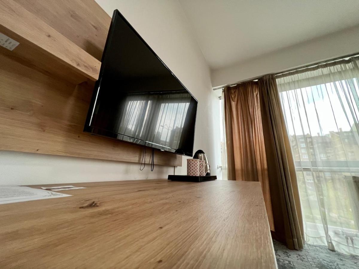 Hotel Brkic Sarajevo Airport - Free Parking ภายนอก รูปภาพ